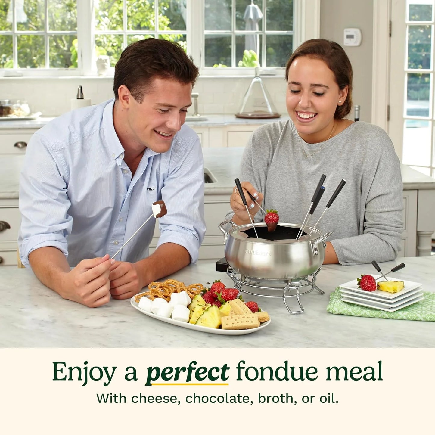 Cuisinart Electric Fondue Set, Nonstick Interior, 3-Quart Pot & 8 Forks