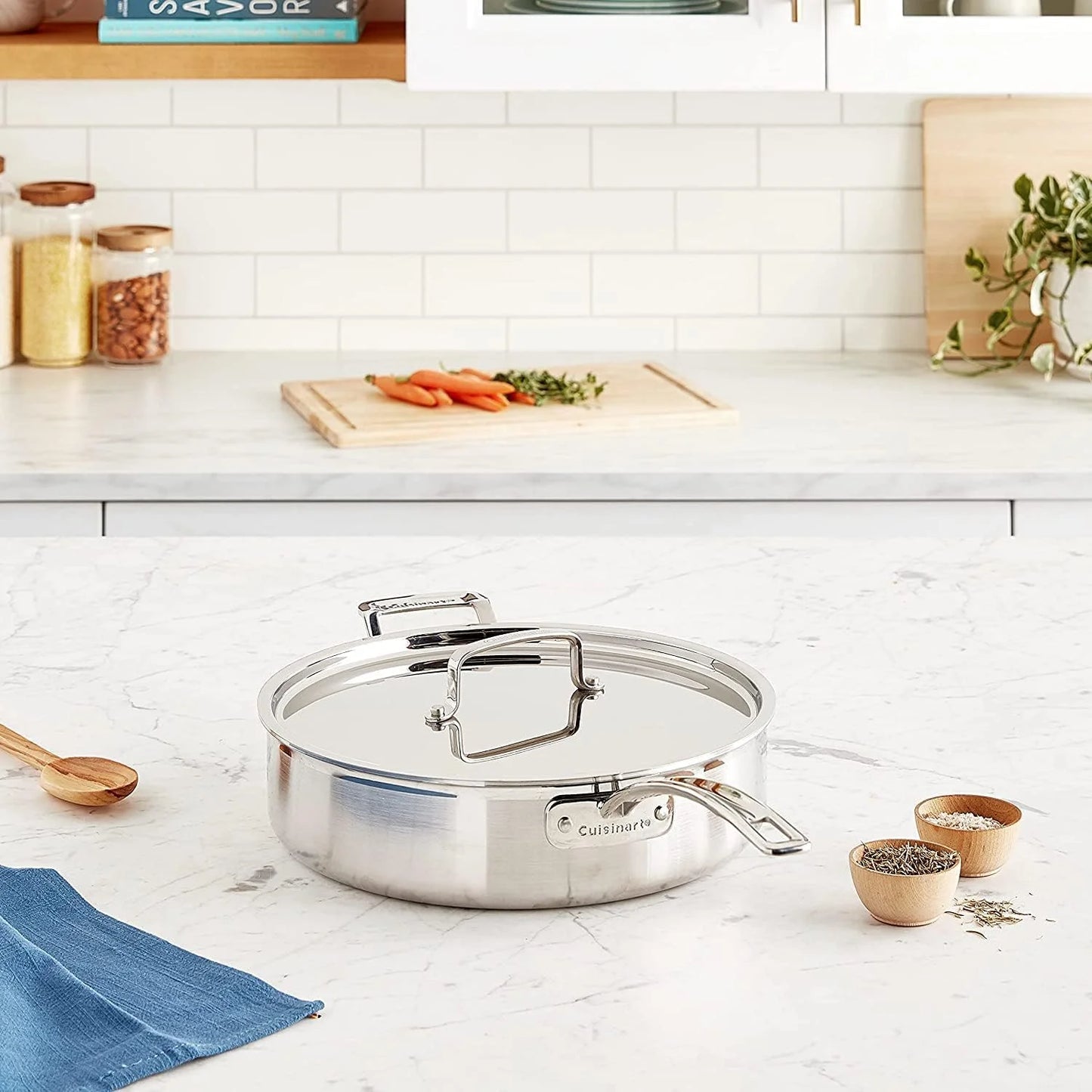 Cuisinart MCP33-30HN MultiClad Pro Triple Ply 5.5-Quart Saute Skillet, Sauté Pan w/Helper & Cover