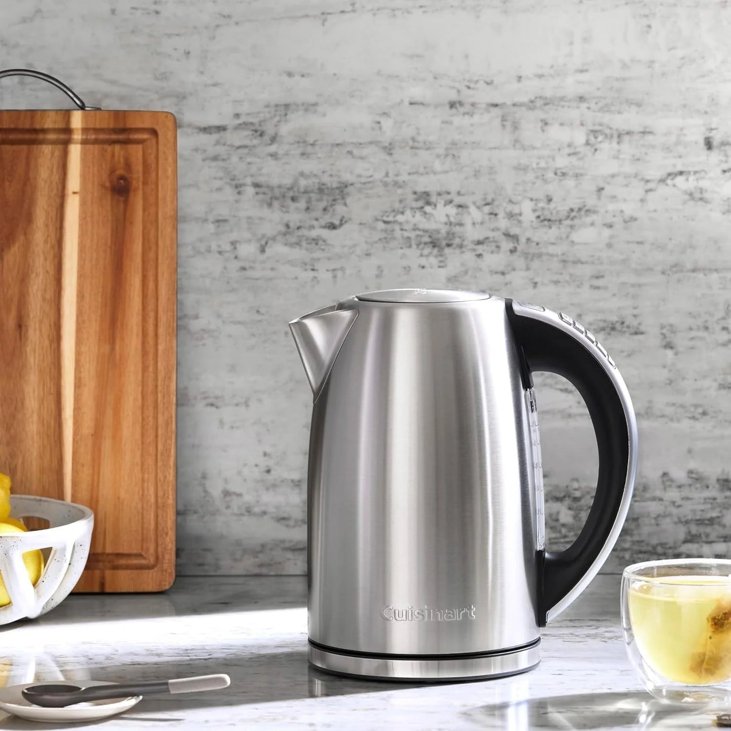 Cuisinart PerfecTemp 1.7-Liter Electric Kettle, Cordless Electric Tea Kettle, 1500W for Fast Heat-Up, 6 Preset Temperatures, 30-Minute Keep Warm, Stay Cool Nonslip Handle, Pistachio Stainless